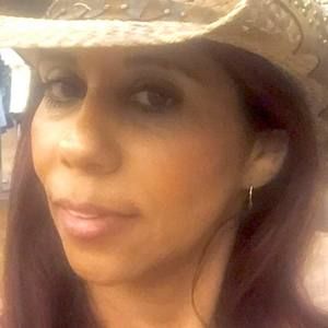 Meet your Posher, Carmen